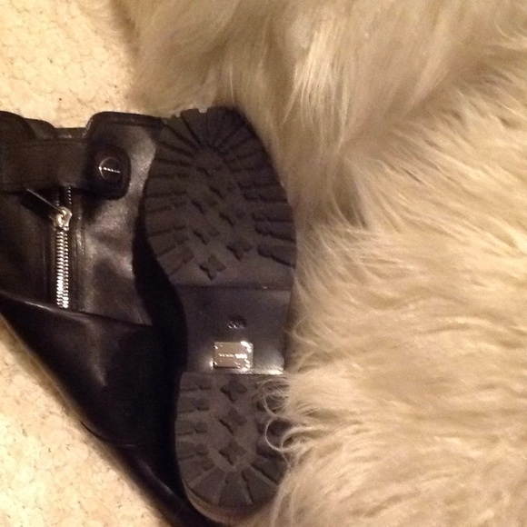 NWOT MICHEAL KORS BOOTS - Picture 5 of 8